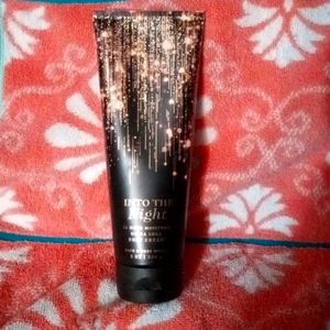 Bath & Body works (Into The Night) 24 hr Moisture ultra Shea Body Cream.